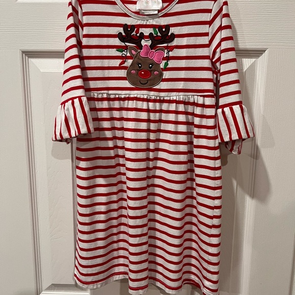 Adorable Rudolph the red nosed reindeer striped dress, ruffle sleeve, girls 5 - Picture 7 of 7